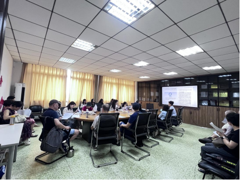 学院召开英语专业建设研讨会 推进2026版人才培养方案修订工作